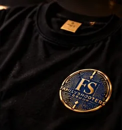 Camiseta Origen · La pieza base de la colección.
